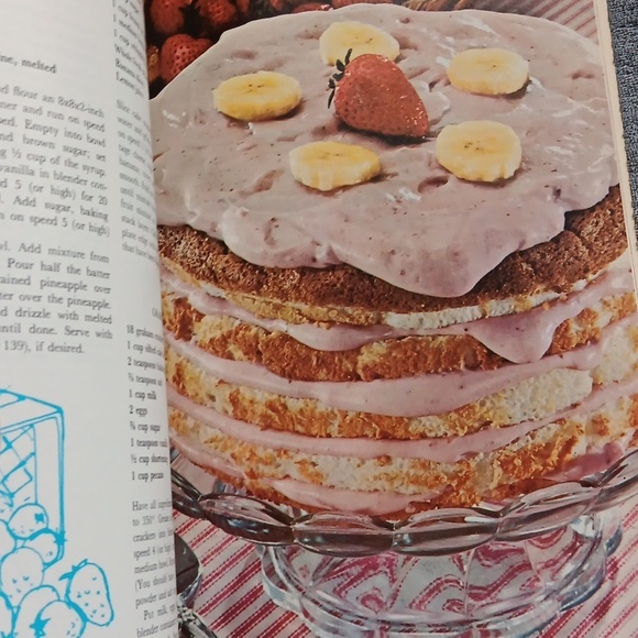 1969 Vintage Blender Cookbook, Retro 60s 70s  Kitchen Decor, Cottagecore Farm - Picture 12 of 12